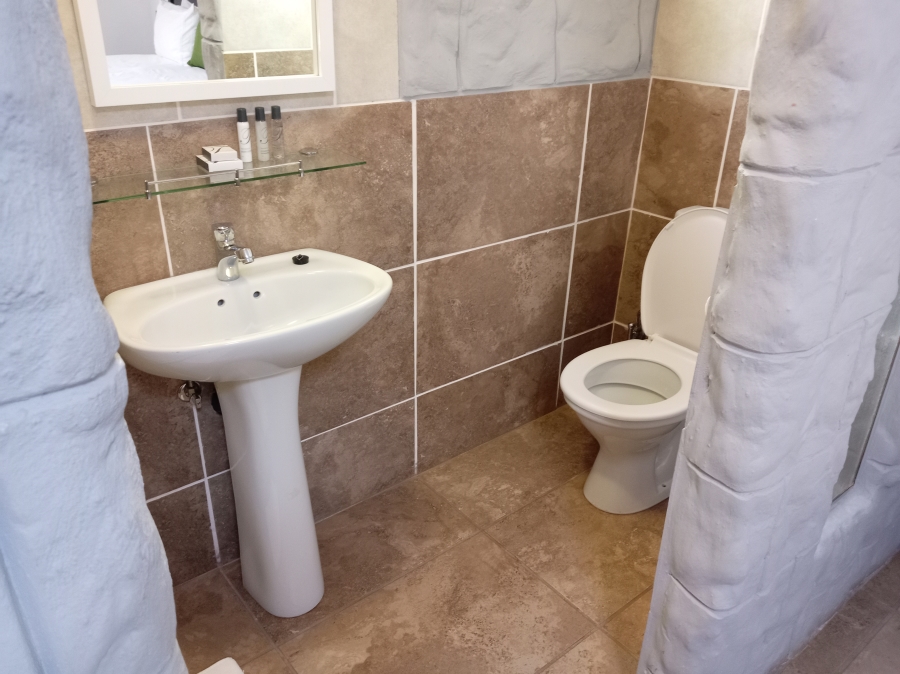 11 Bedroom Property for Sale in De Wildt North West